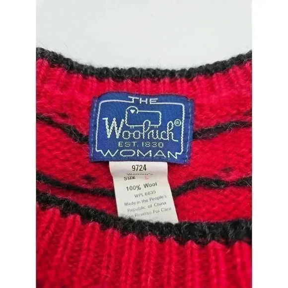 Vtg Woolrich Women's Size L Red Knitted Wool Sweater with Sheep, Bird, and Moon - Picture 3 of 8